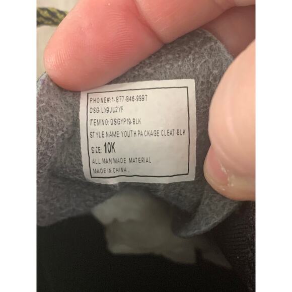 DSG Unisex Kids Ocala Gold/Black Soccer Cleats / Size: C13 - Picture 9 of 10